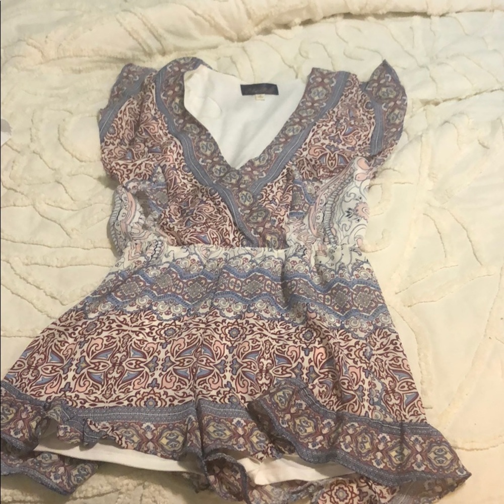 Ruffle romper